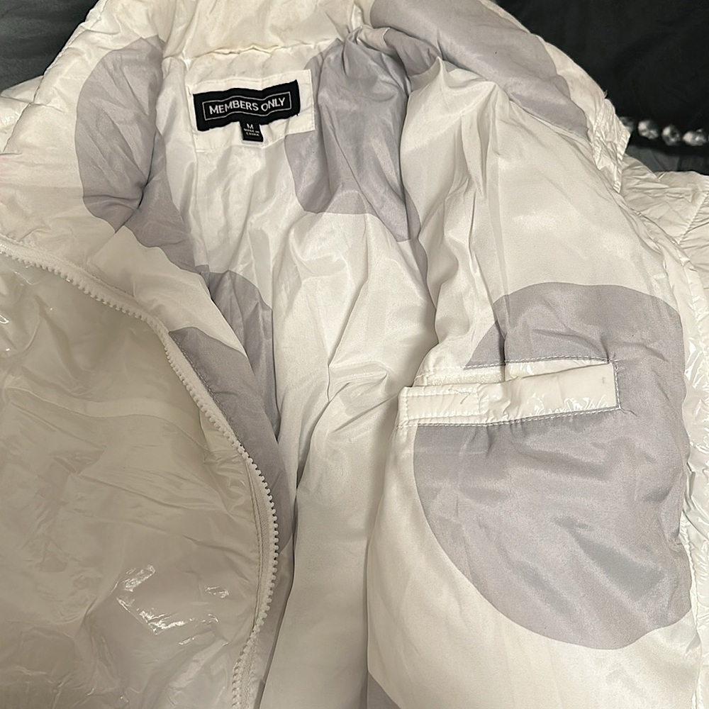 Puffer Jacket - Picture 5 of 5